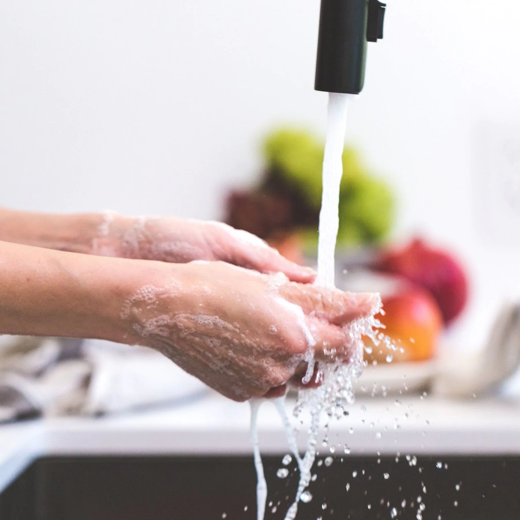 Se laver les mains fréquemment est-il problématique ? 